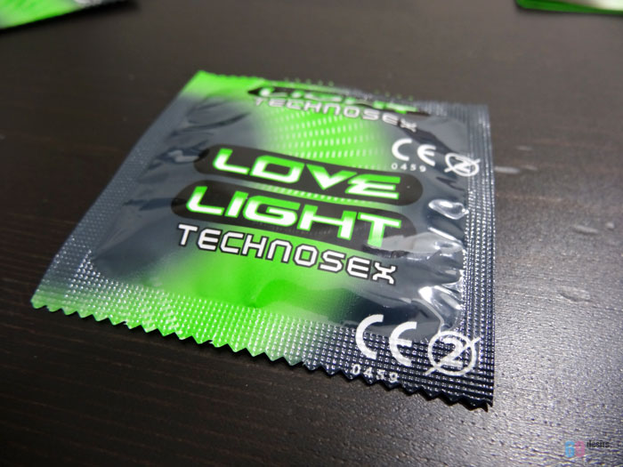 préservatifs love light technosex