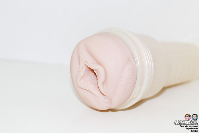 fleshlight tori black torrid - 18