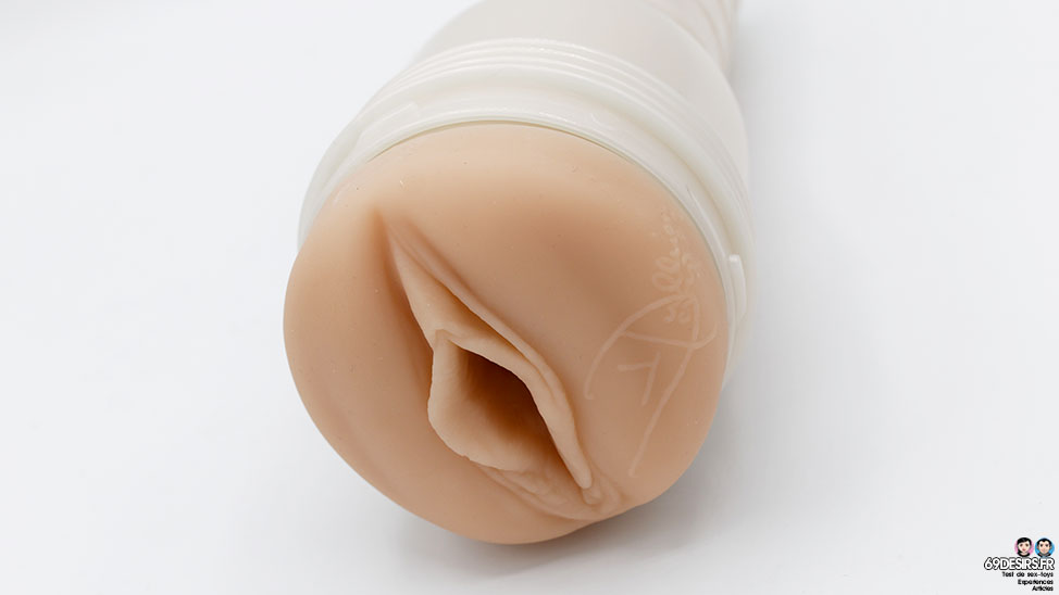 Test du Fleshlight Dillion Harper Crush